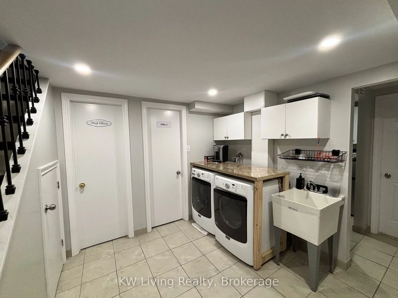 422, Wilson, Downsview-Roding-CFB, Toronto