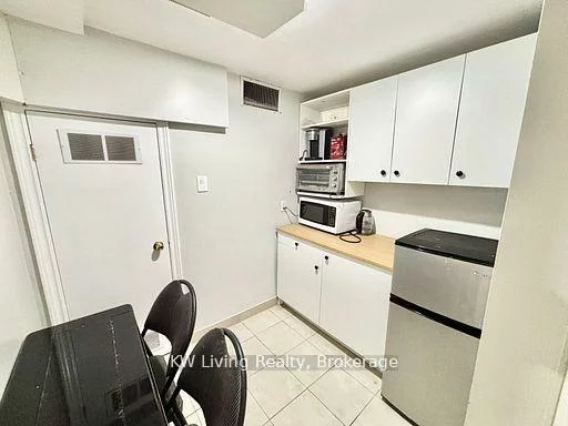 422, Wilson, Downsview-Roding-CFB, Toronto