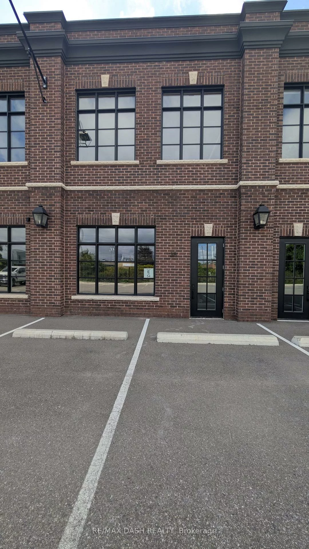 74, Jutland, Islington-City Centre West, Toronto