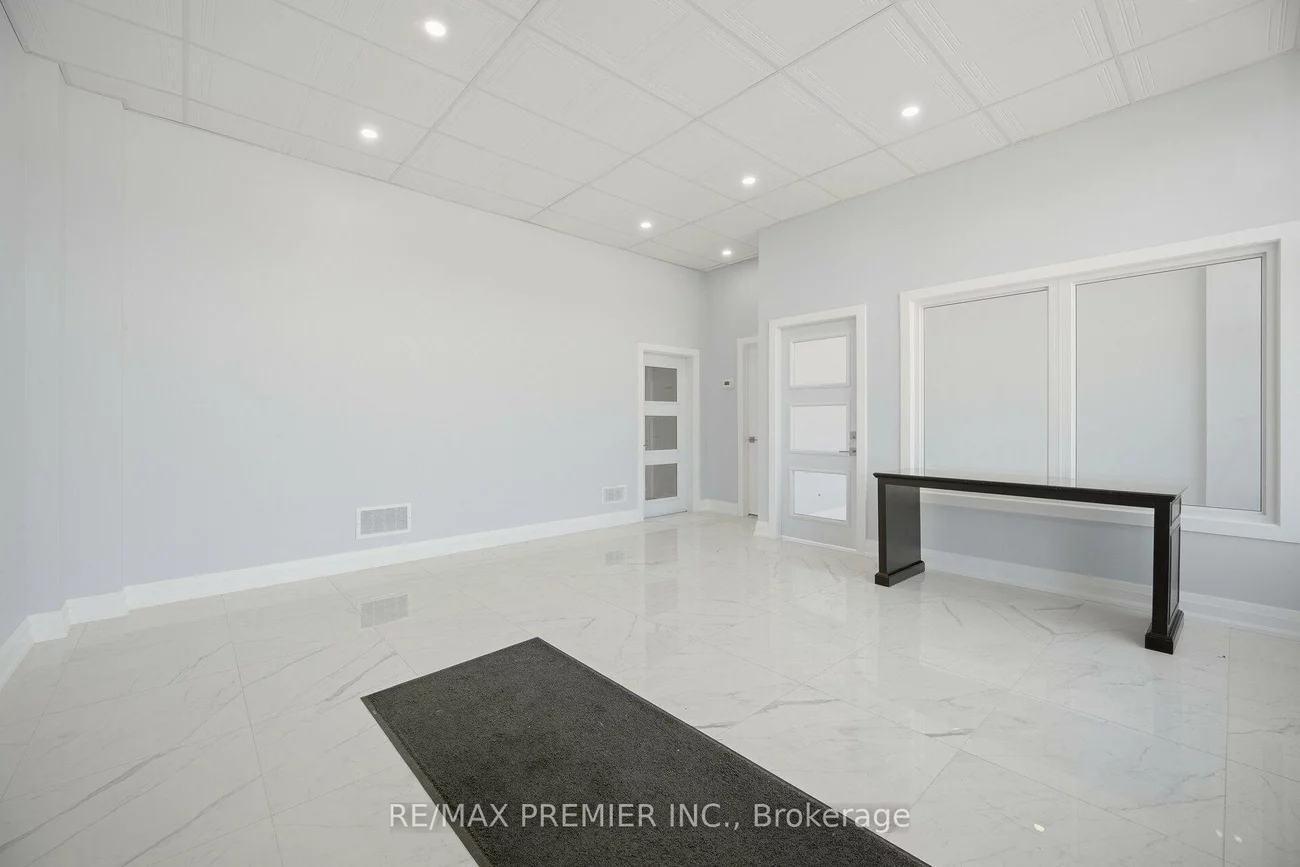 34, Rivalda, Humbermede, Toronto