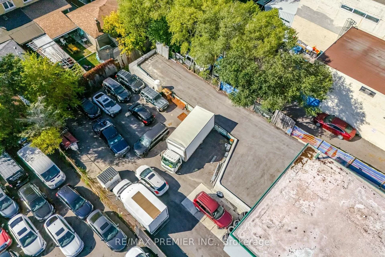 34, Rivalda, Humbermede, Toronto