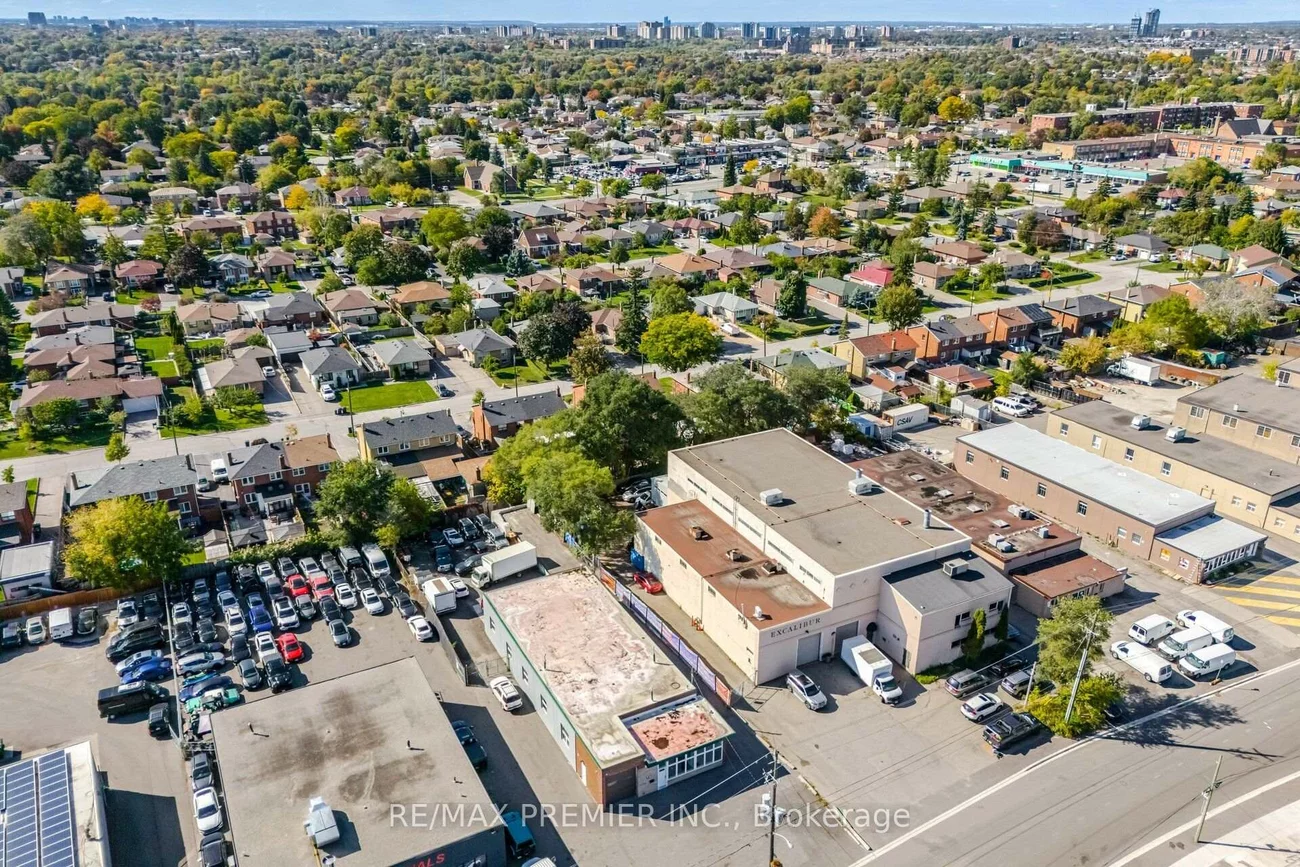 34, Rivalda, Humbermede, Toronto