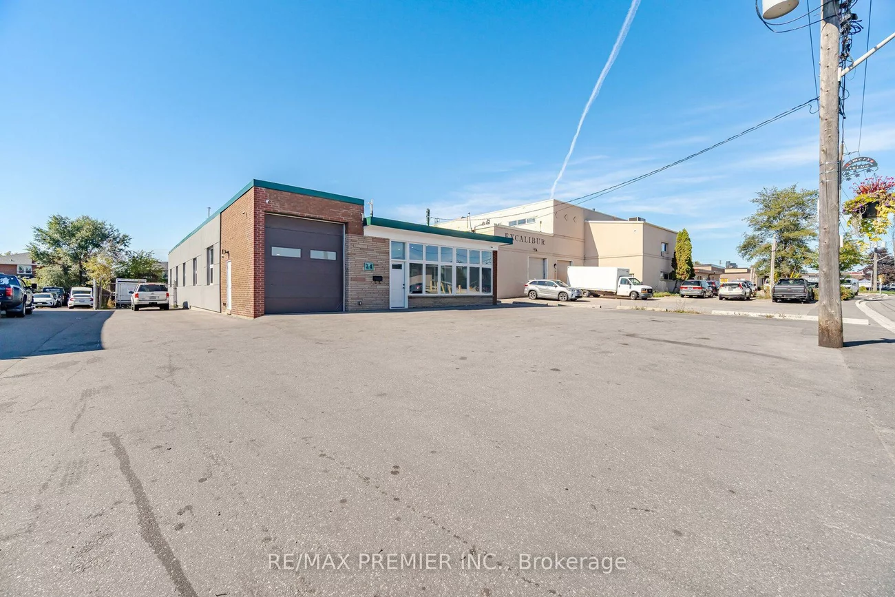 34, Rivalda, Humbermede, Toronto