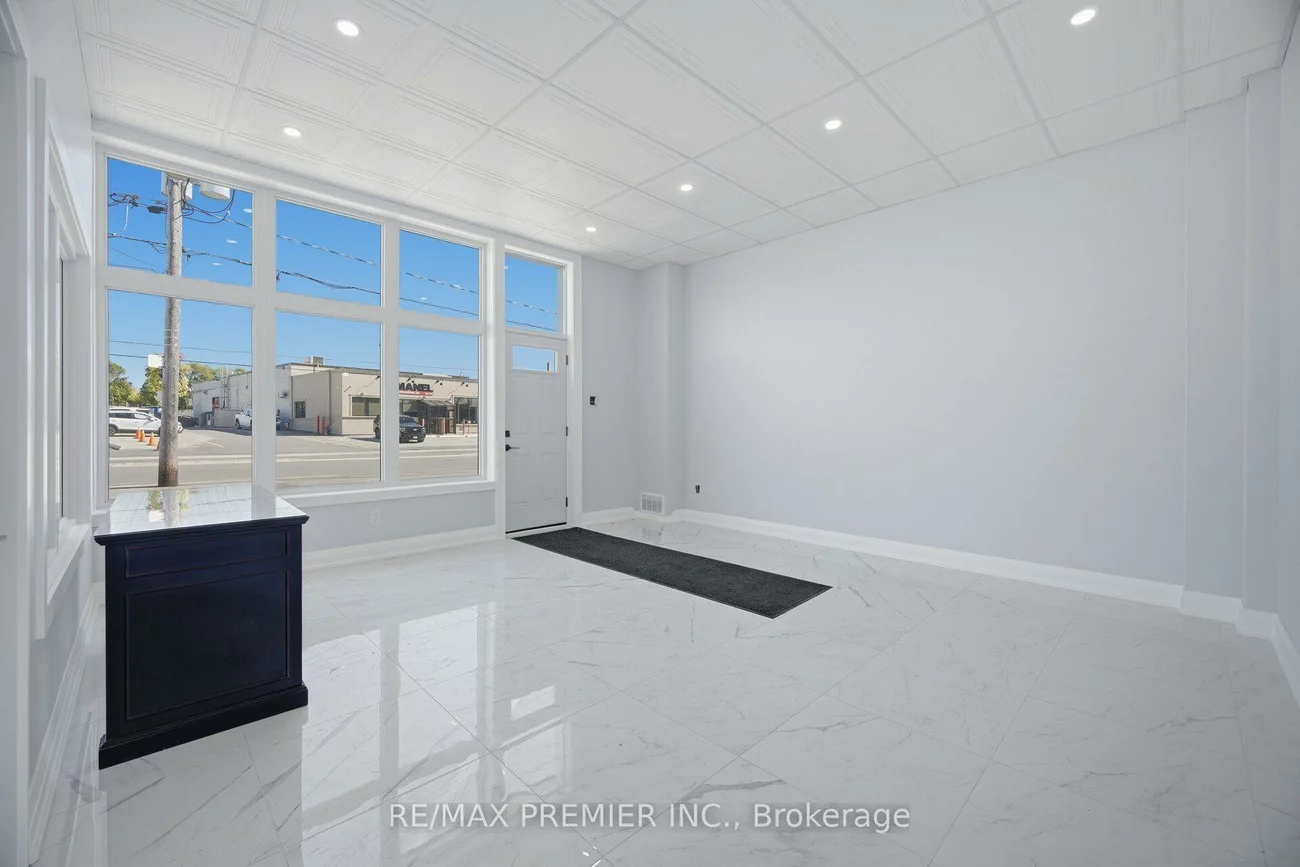 34, Rivalda, Humbermede, Toronto
