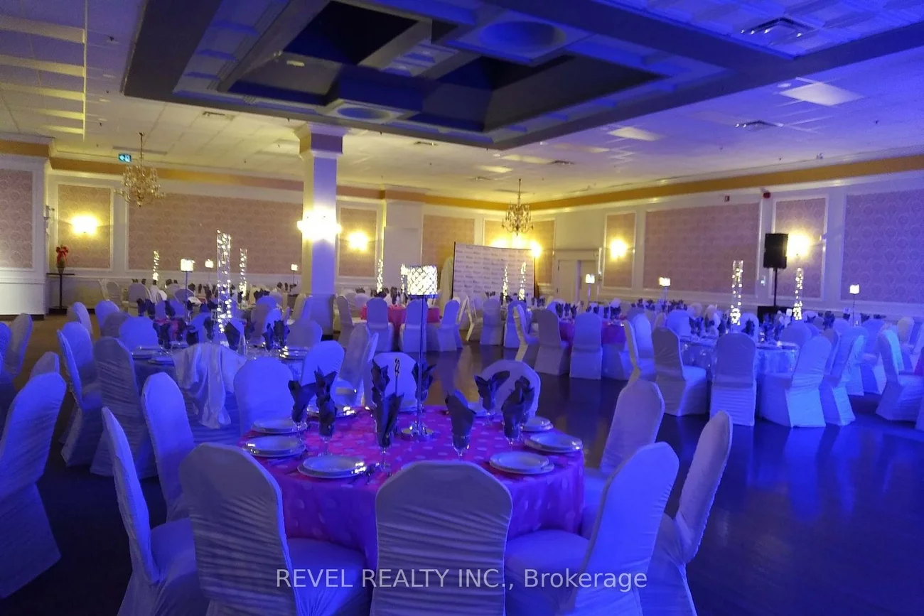 501, Alliance, Rockcliffe-Smythe, Toronto