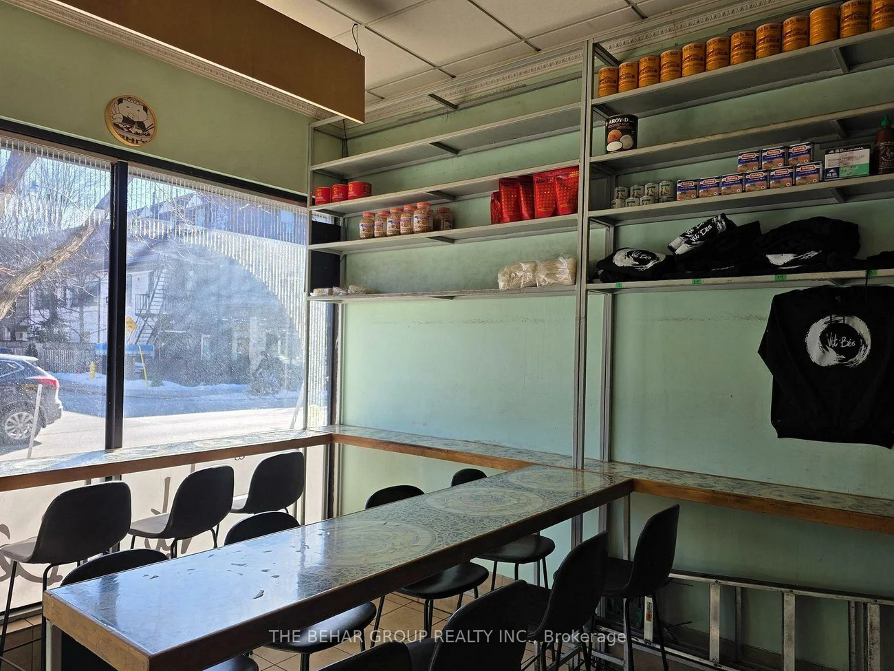 858, Bloor, Dovercourt-Wallace Emerson-Junction, Toronto