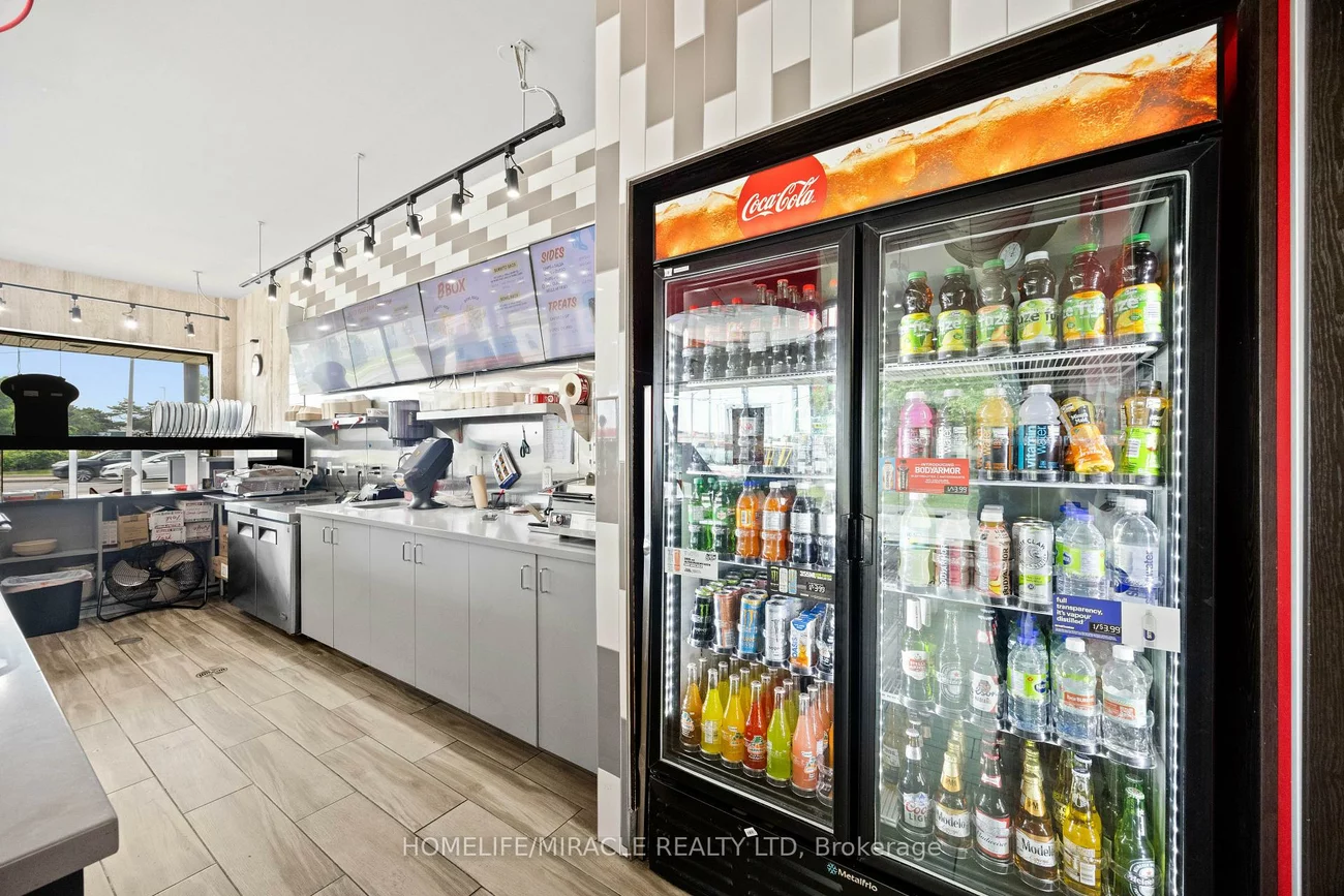 2600, Weston, Humberlea-Pelmo Park W4, Toronto