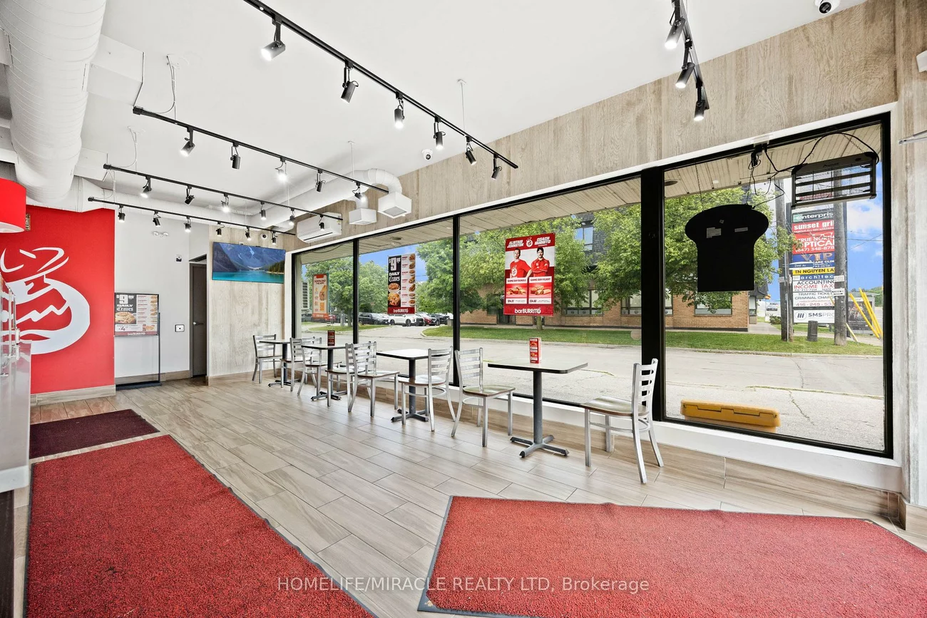 2600, Weston, Humberlea-Pelmo Park W4, Toronto