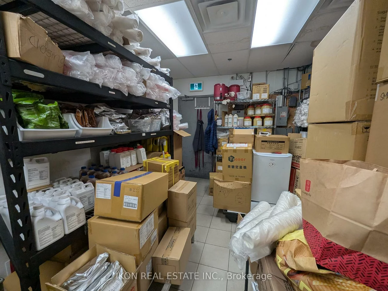 95, The Pond, York University Heights, Toronto