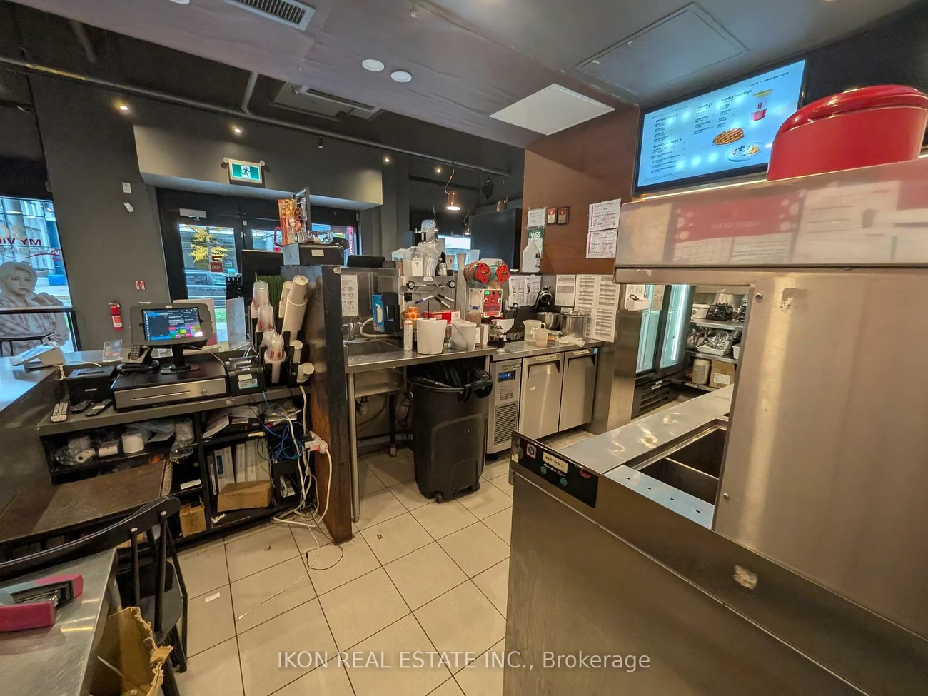95, The Pond, York University Heights, Toronto