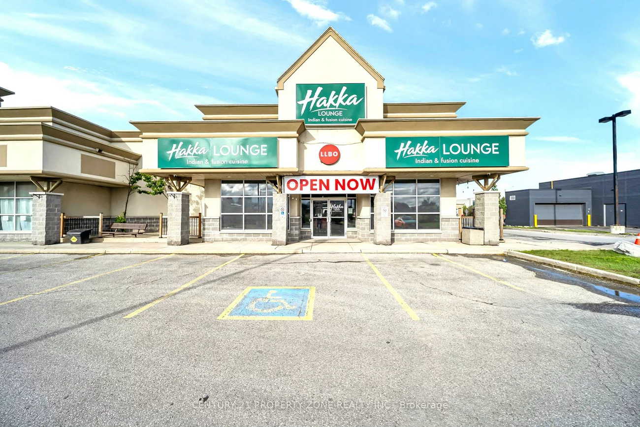 120, Queen Plate, West Humber-Clairville, Toronto