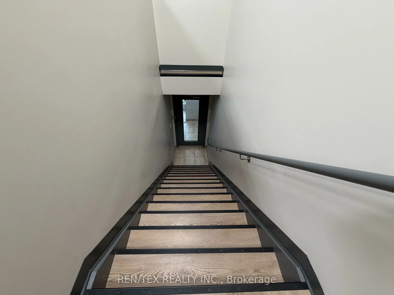 42, Steinway, West Humber-Clairville, Toronto