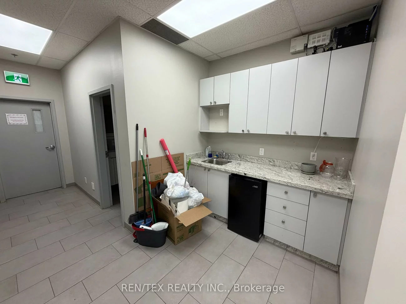 42, Steinway, West Humber-Clairville, Toronto