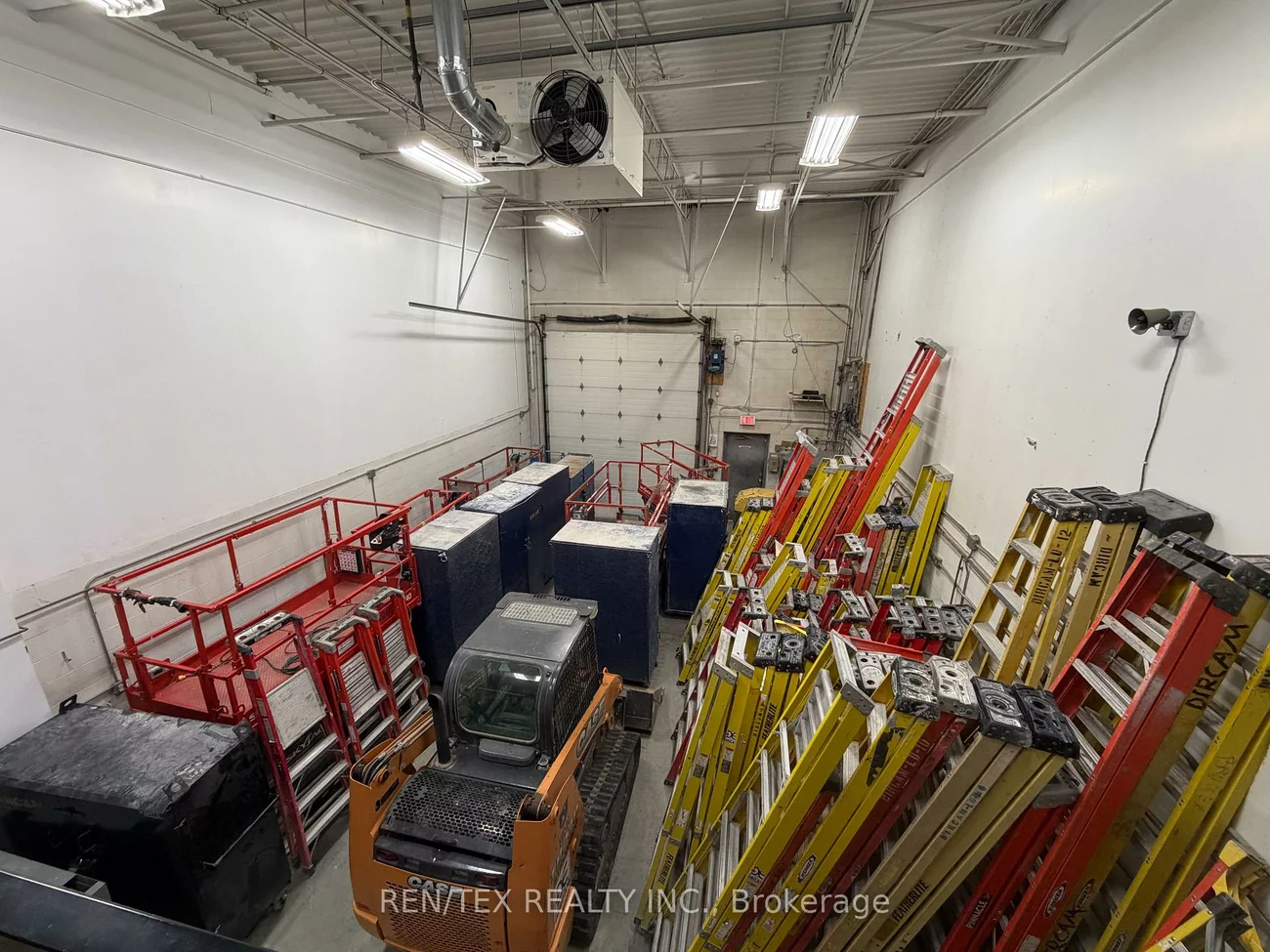 42, Steinway, West Humber-Clairville, Toronto
