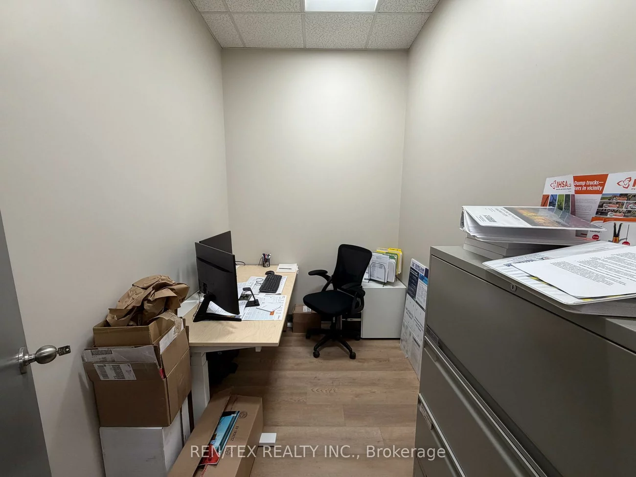 42, Steinway, West Humber-Clairville, Toronto