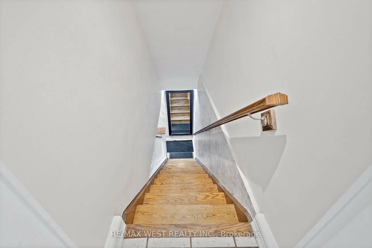 578, Marlee, Yorkdale-Glen Park, Toronto