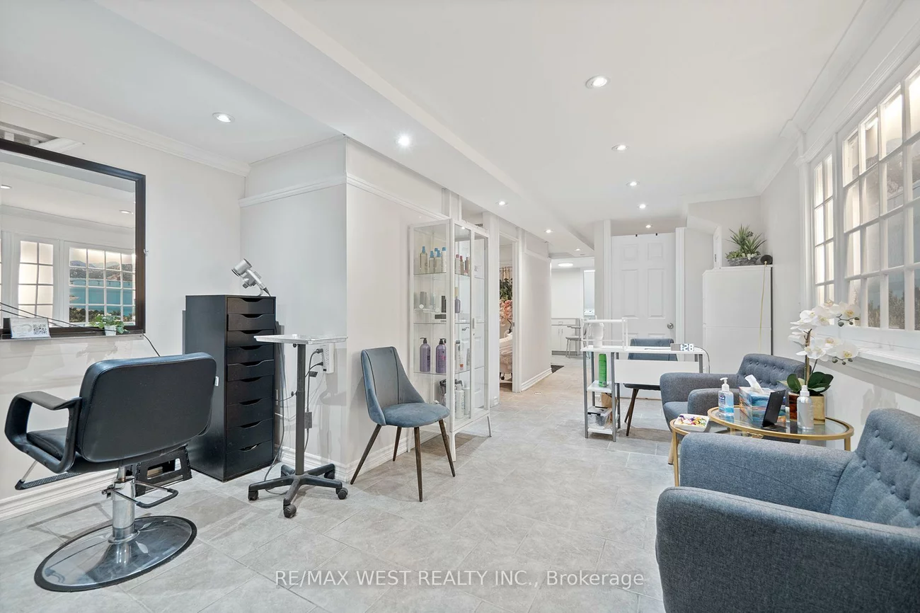 578, Marlee, Yorkdale-Glen Park, Toronto