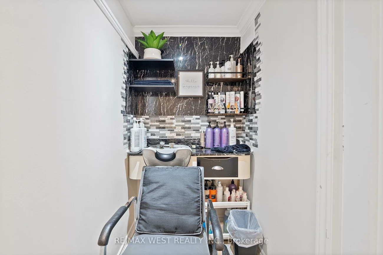 578, Marlee, Yorkdale-Glen Park, Toronto