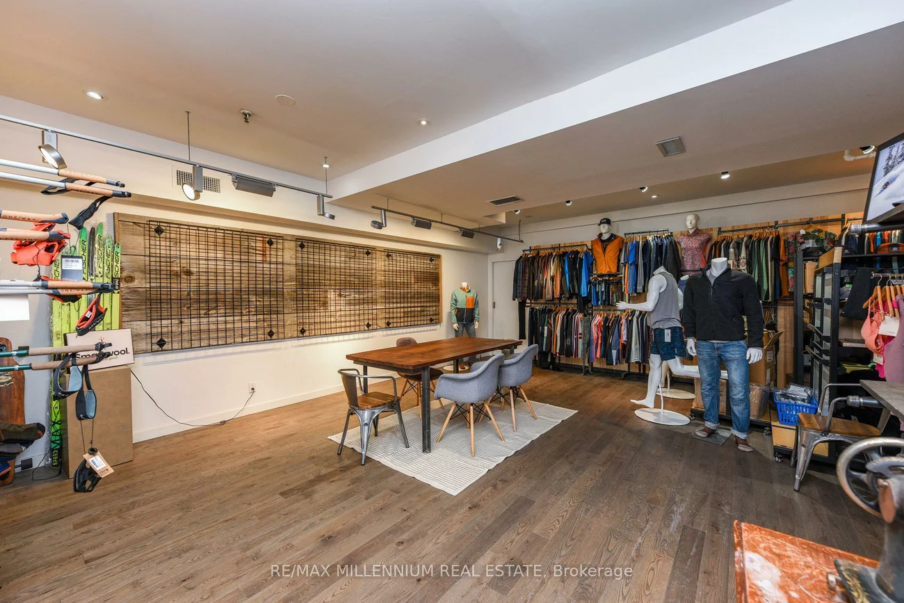 750, Oakdale, Glenfield-Jane Heights, Toronto