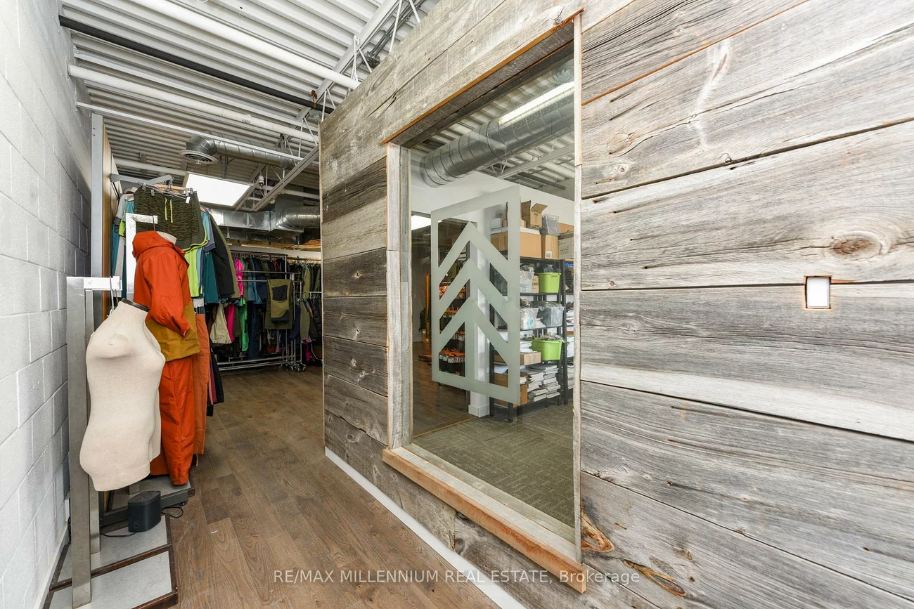 750, Oakdale, Glenfield-Jane Heights, Toronto