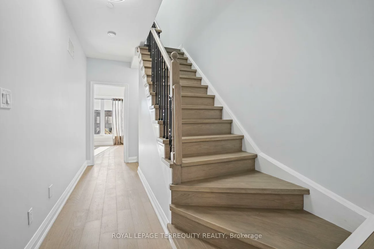 958, The Queensway, Stonegate-Queensway, Toronto