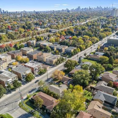 Commercial for sale, 111, Wenderly, Yorkdale-Glen Park, Toronto