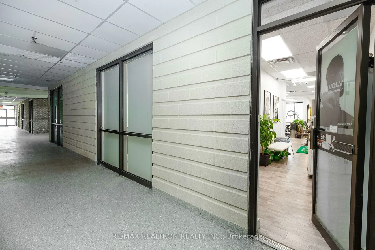 557, Dixon, West Humber-Clairville, Toronto