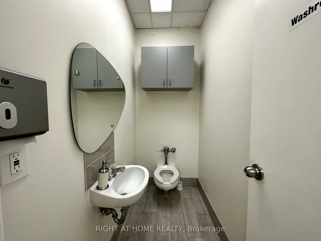 7131, Bathurst, Crestwood-Springfarm-Yorkhill, Vaughan