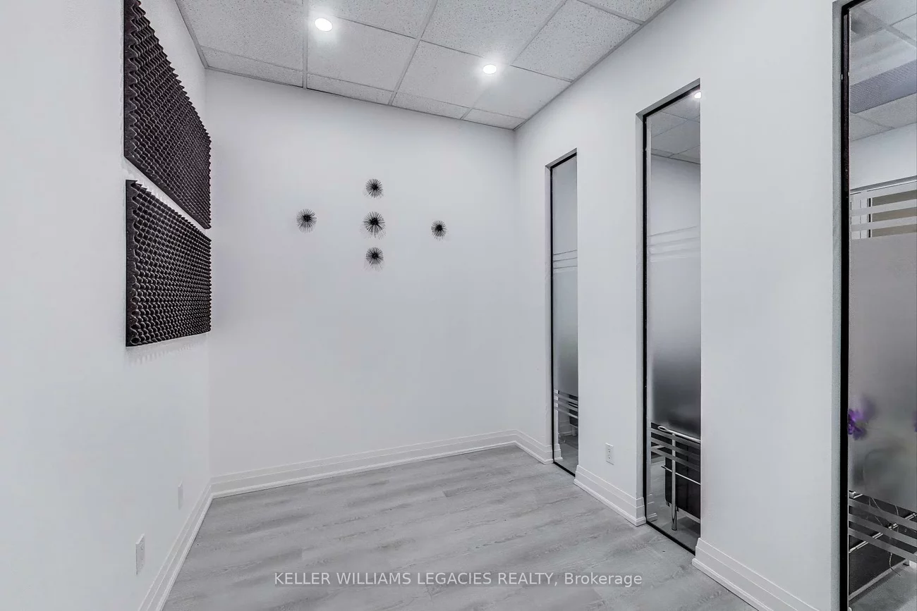 7777, Weston, Vaughan Corporate Centre, Vaughan