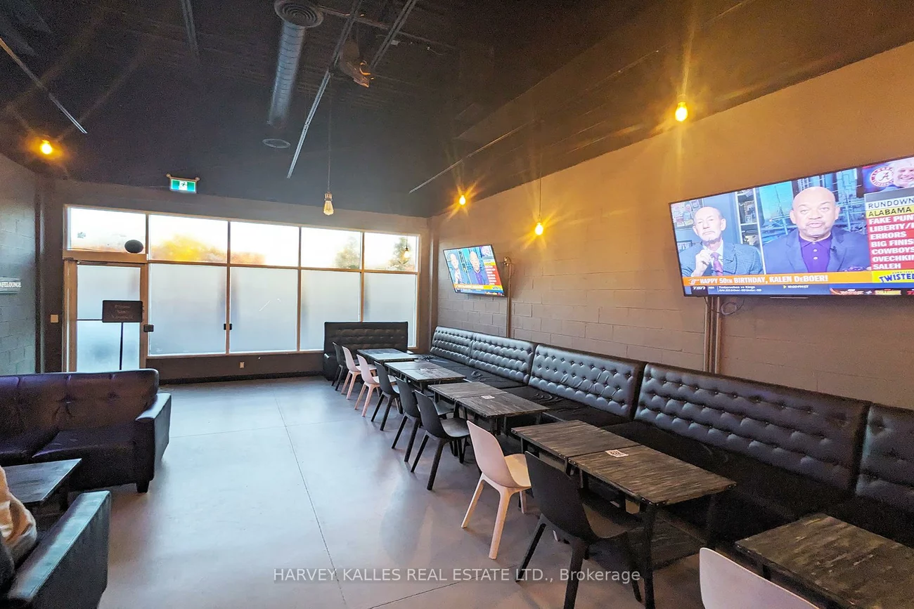 8099, Weston, East Woodbridge, Vaughan