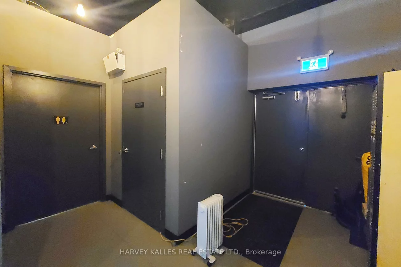 8099, Weston, East Woodbridge, Vaughan