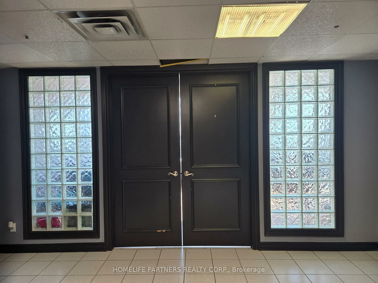 27, Roytec, East Woodbridge, Vaughan