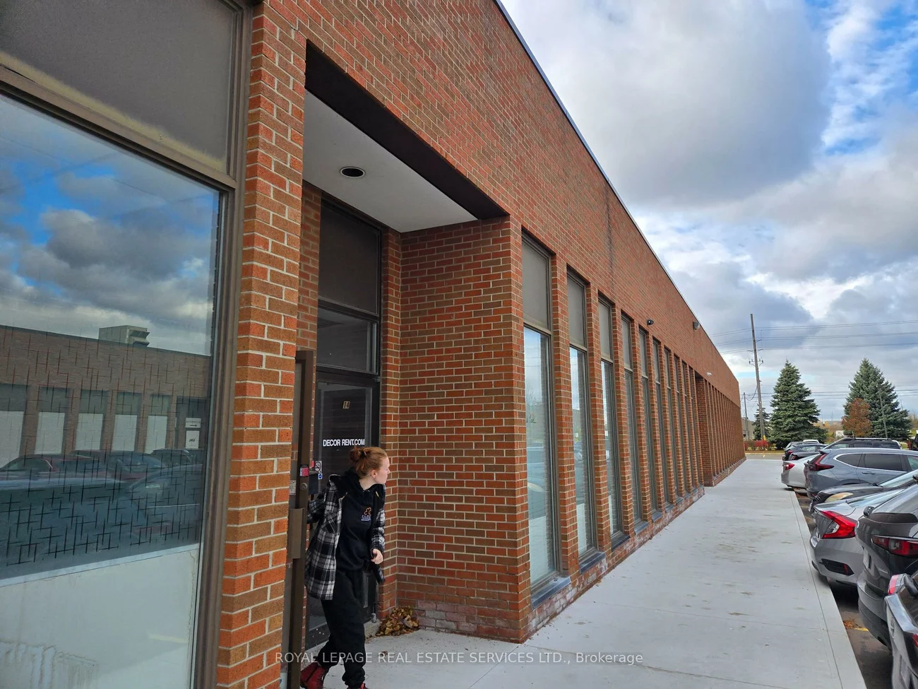 8201, Keele, Concord, Vaughan