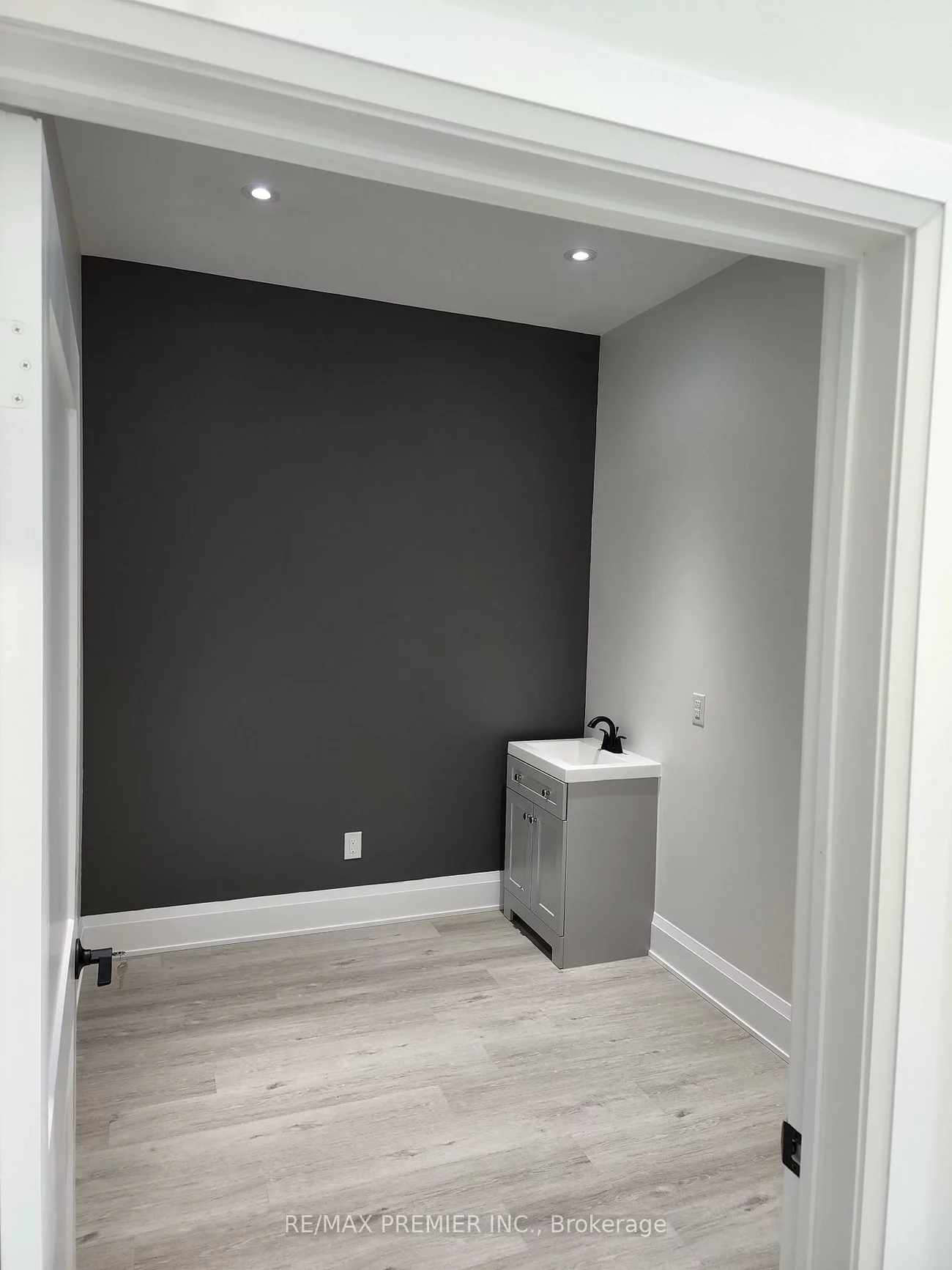 8611, Weston, East Woodbridge, Vaughan