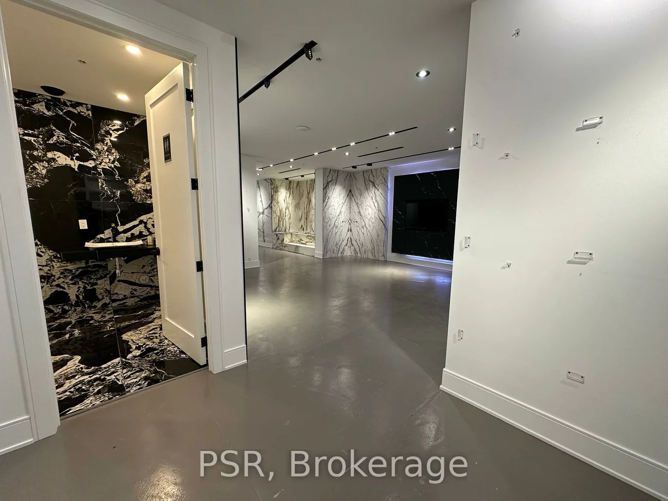 8750, Jane, Concord, Vaughan