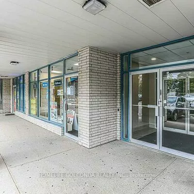 7398, Yonge, Crestwood-Springfarm-Yorkhill, Vaughan