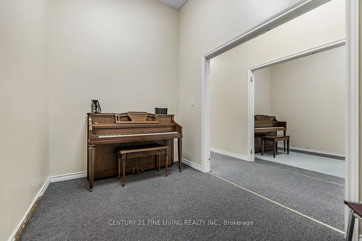 4101, Rutherford, East Woodbridge, Vaughan