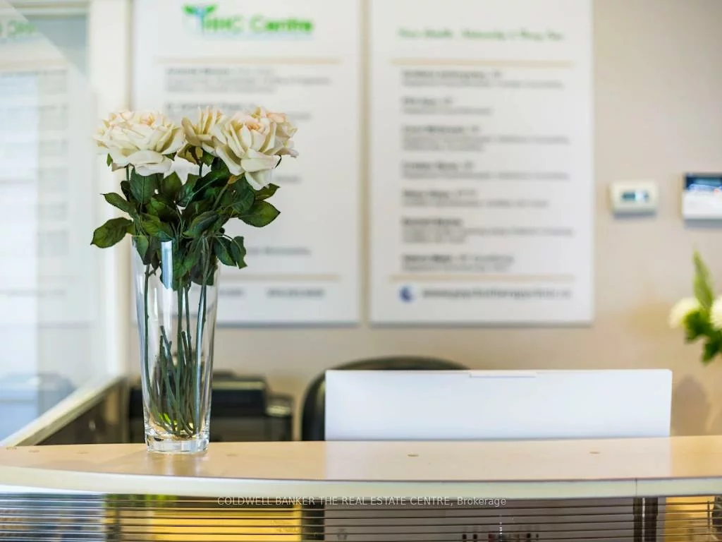 2174, Major Mackenzie, Maple, Vaughan