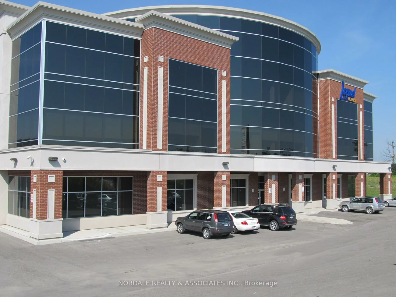 331, Cityview, Vellore Village, Vaughan