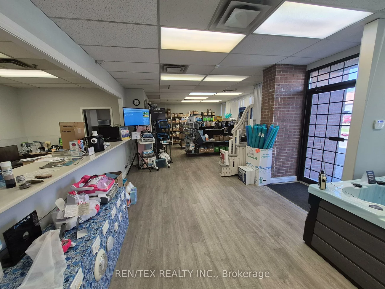 3280, Steeles, Concord, Vaughan