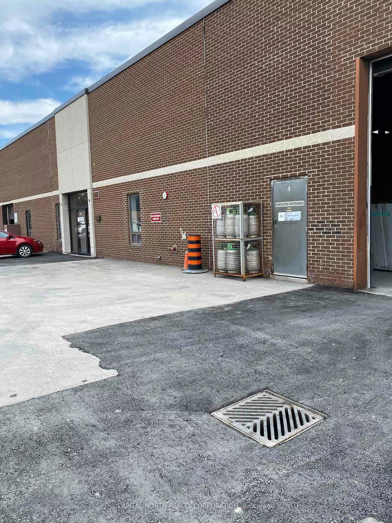 575, Bowes, Concord, Vaughan