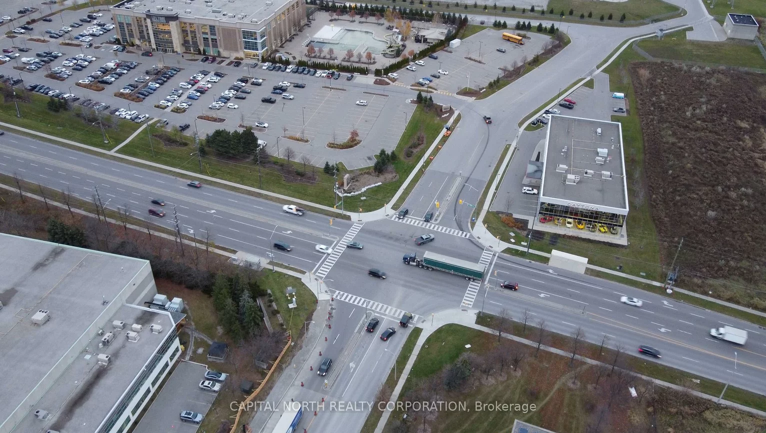 41, Aviva Park, Steeles West Industrial, Vaughan