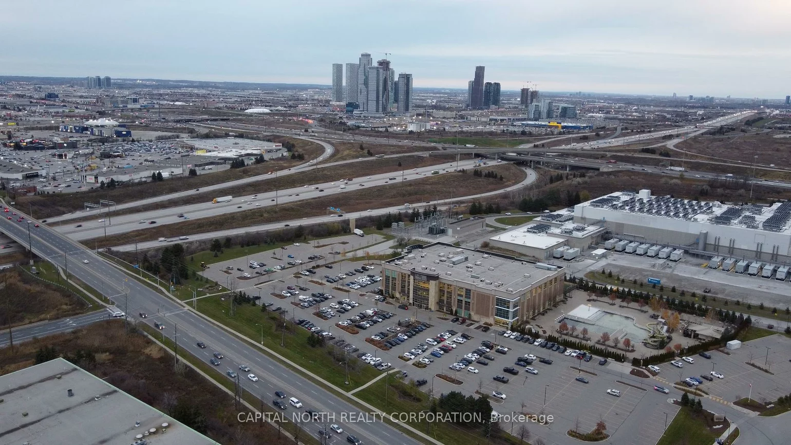 41, Aviva Park, Steeles West Industrial, Vaughan