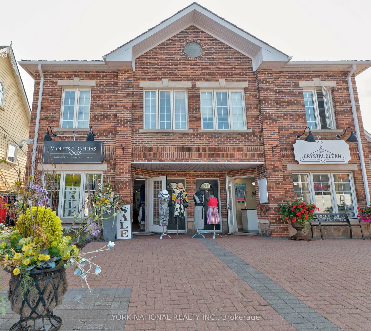 10480, Islington, Kleinburg, Vaughan