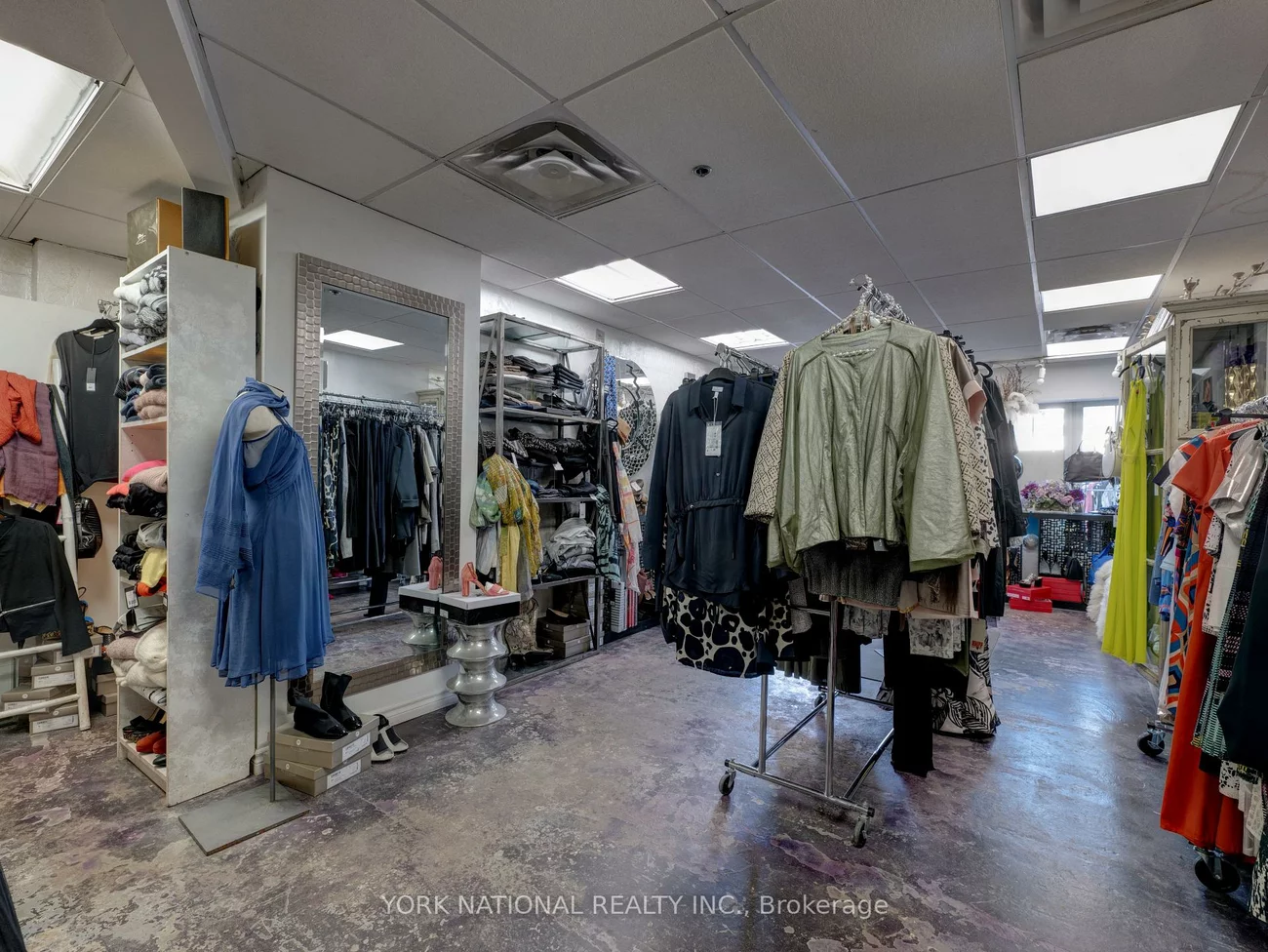 10480, Islington, Kleinburg, Vaughan