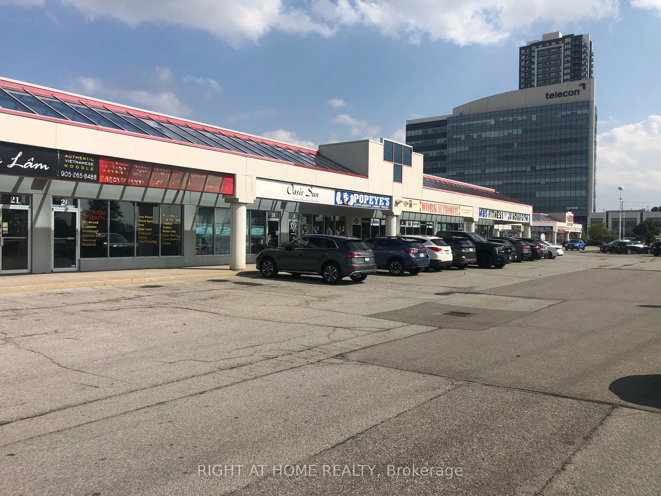 7887, Weston, Vaughan Corporate Centre, Vaughan