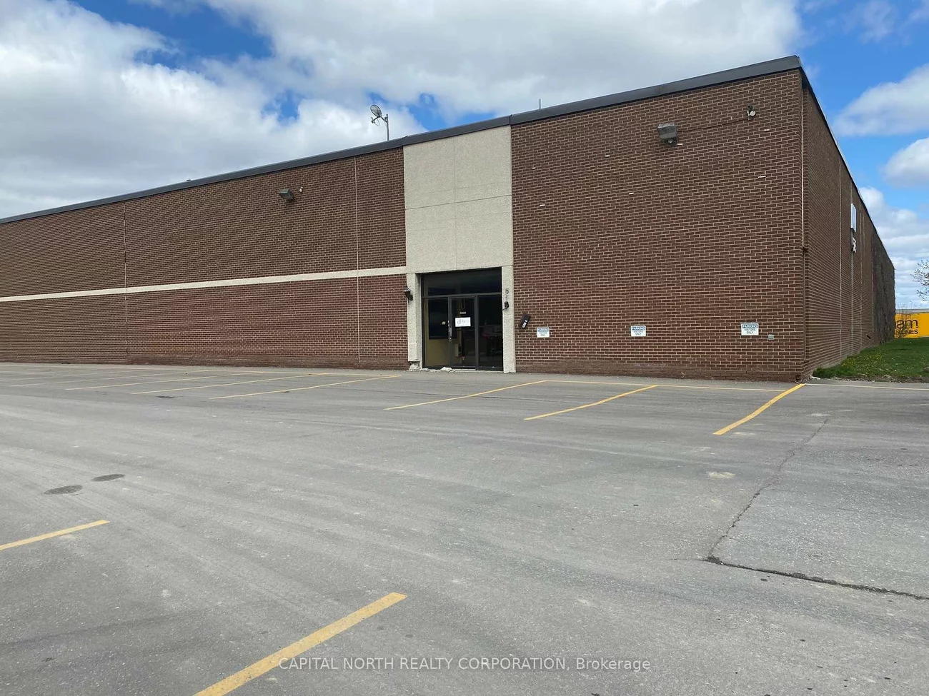 575, Bowes, Concord, Vaughan