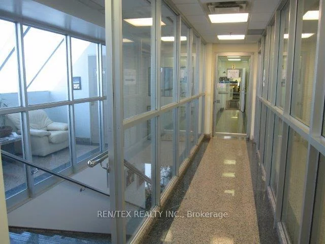 27, Roytec, East Woodbridge, Vaughan