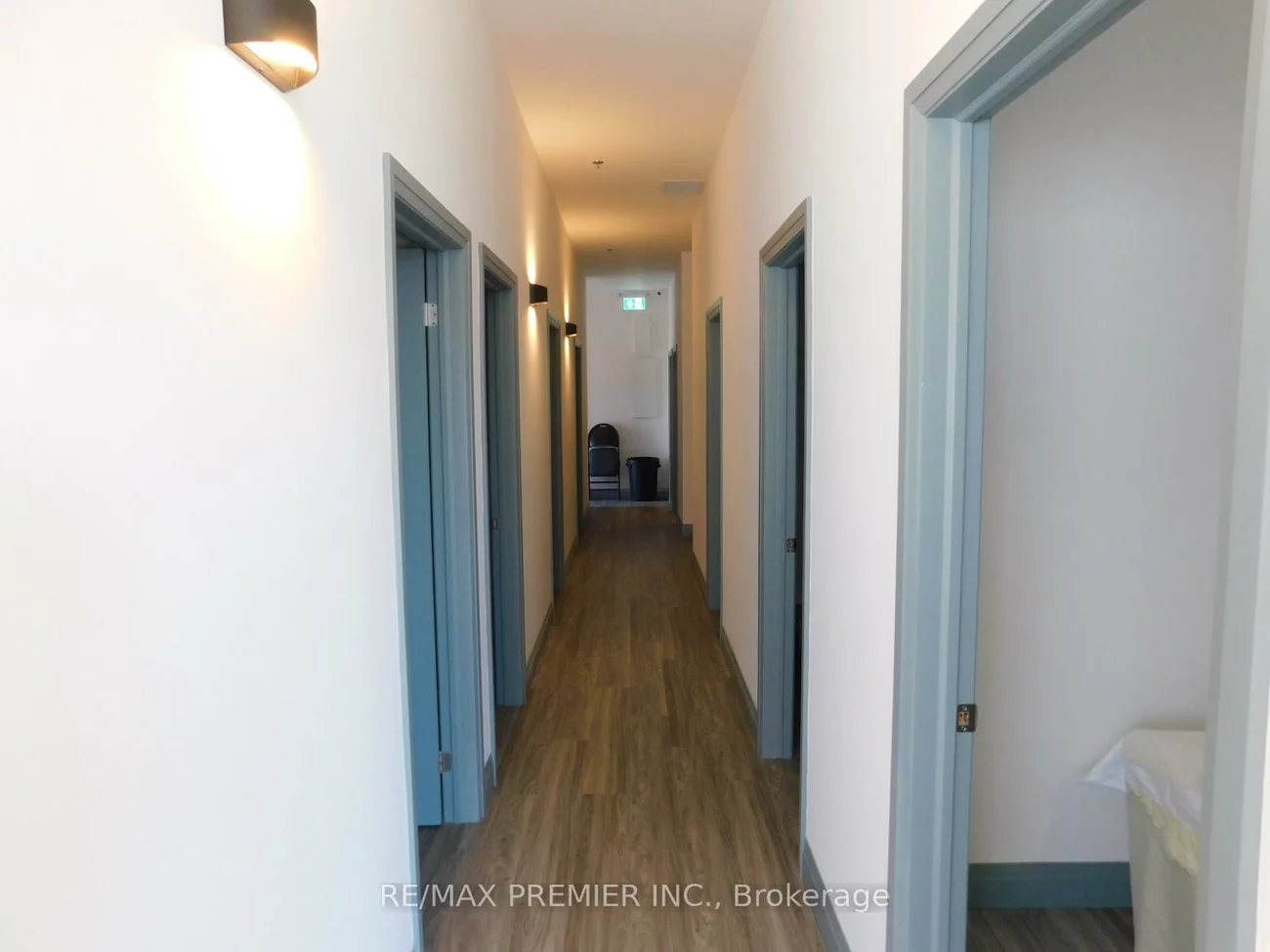 180, Winges, Pine Valley Business Park, Vaughan