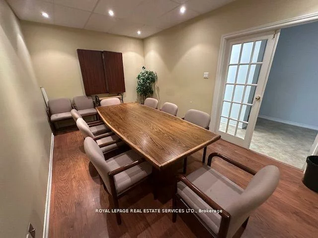 7626A, Yonge, Crestwood-Springfarm-Yorkhill, Vaughan